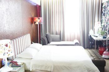 Zhengzhou Oak 5 Seasons Hotel ภายนอก รูปภาพ